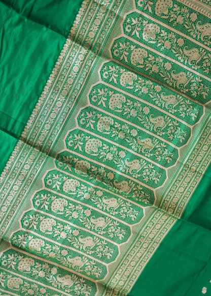 Table Cloth - Parrot Green