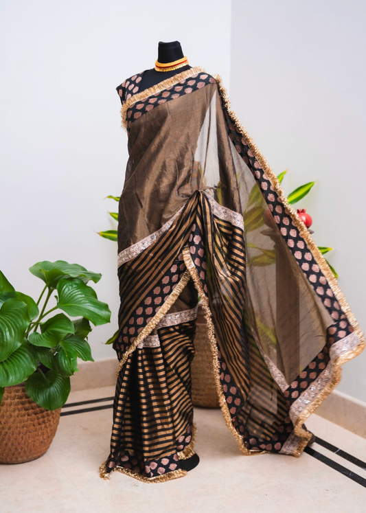 Kanthi - Black